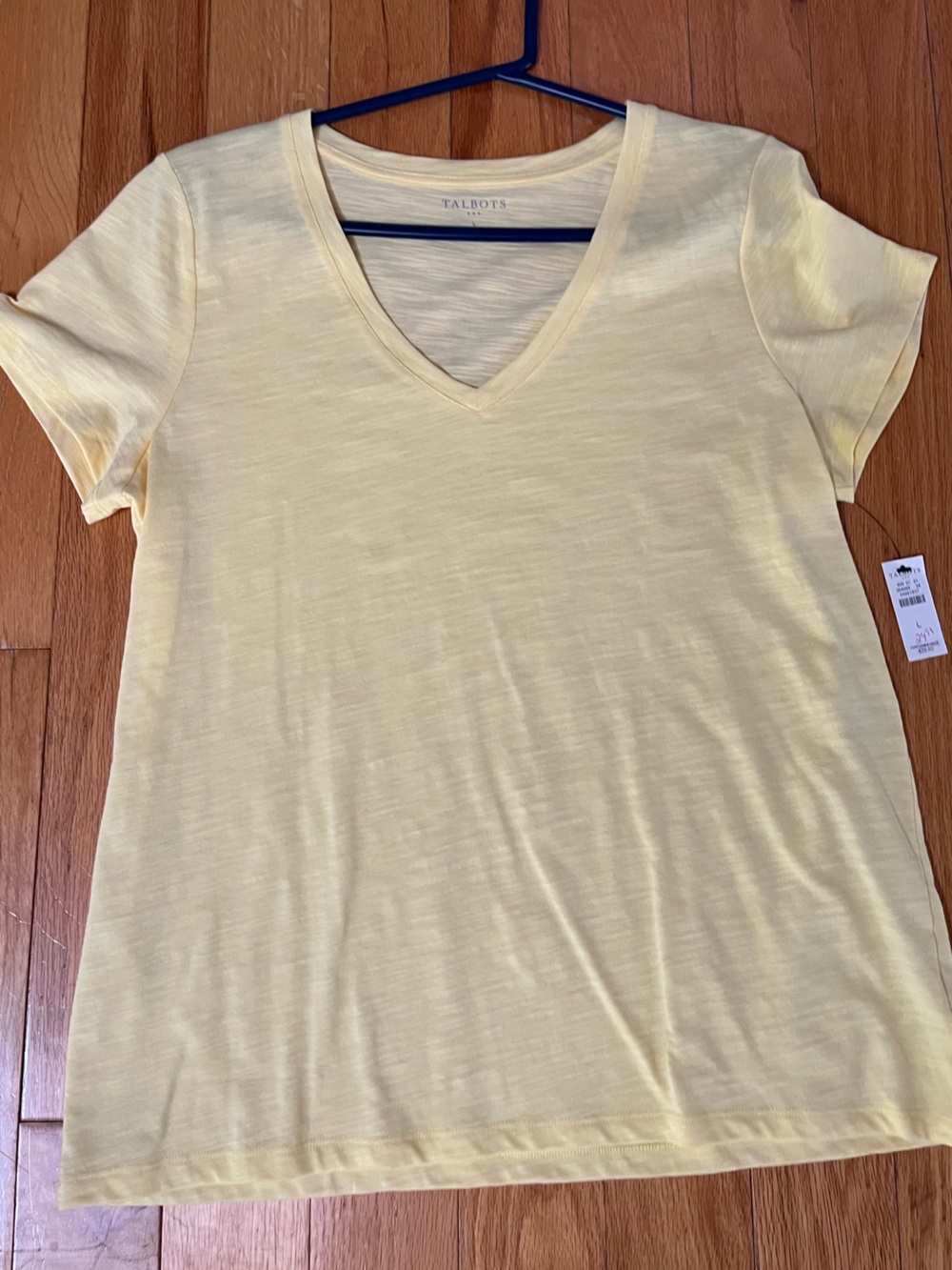 NWT- Talbots Women's Short Sleeve V-Neck Tee in Light Yellow